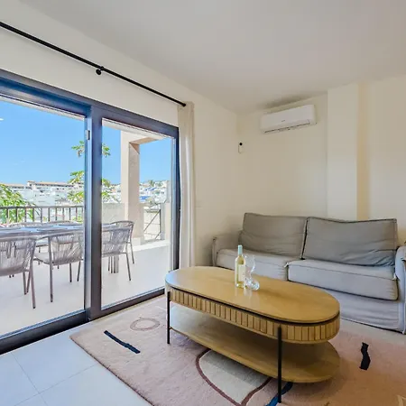 Exclusive New Townhouse In Playa Paraiso アデヘ