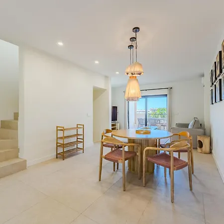 別荘 Exclusive New Townhouse In Playa Paraiso *