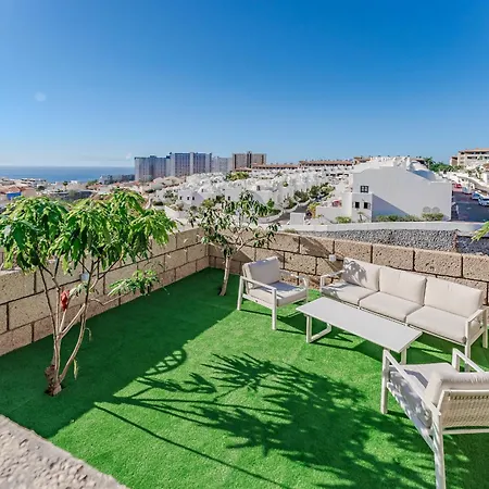 Exclusive New Townhouse In Playa Paraiso 別荘