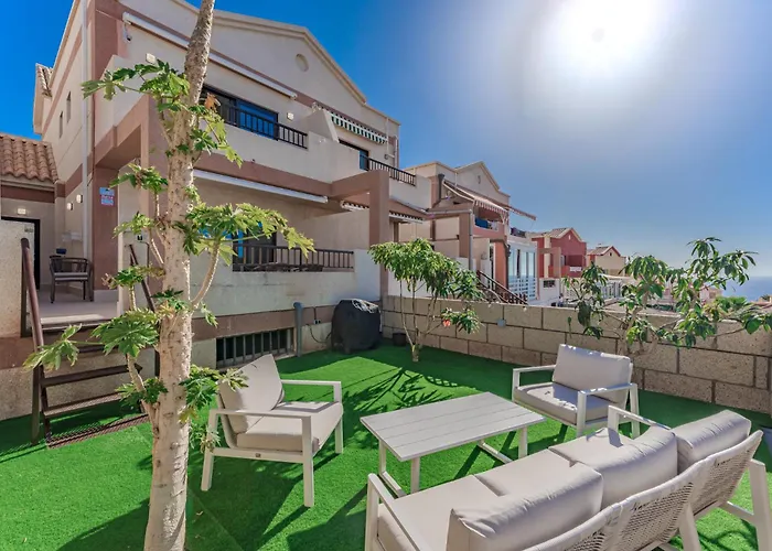 Exclusive New Townhouse In Playa Paraiso * Costa Adeje (Tenerife)